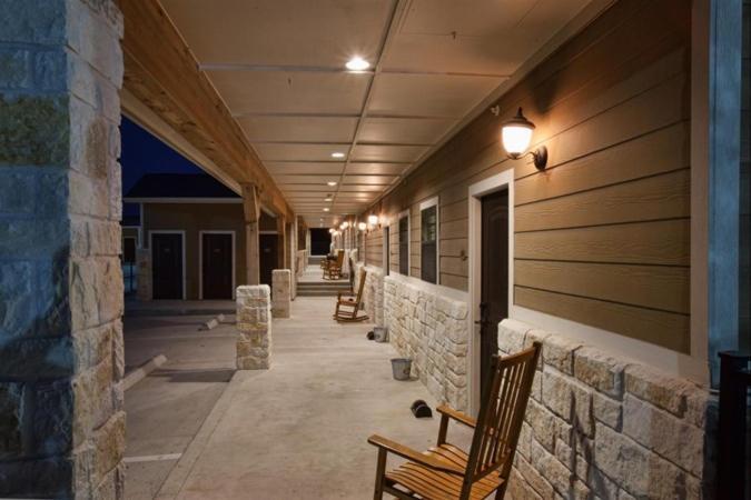 The Lodge At Kenedy Exterior photo